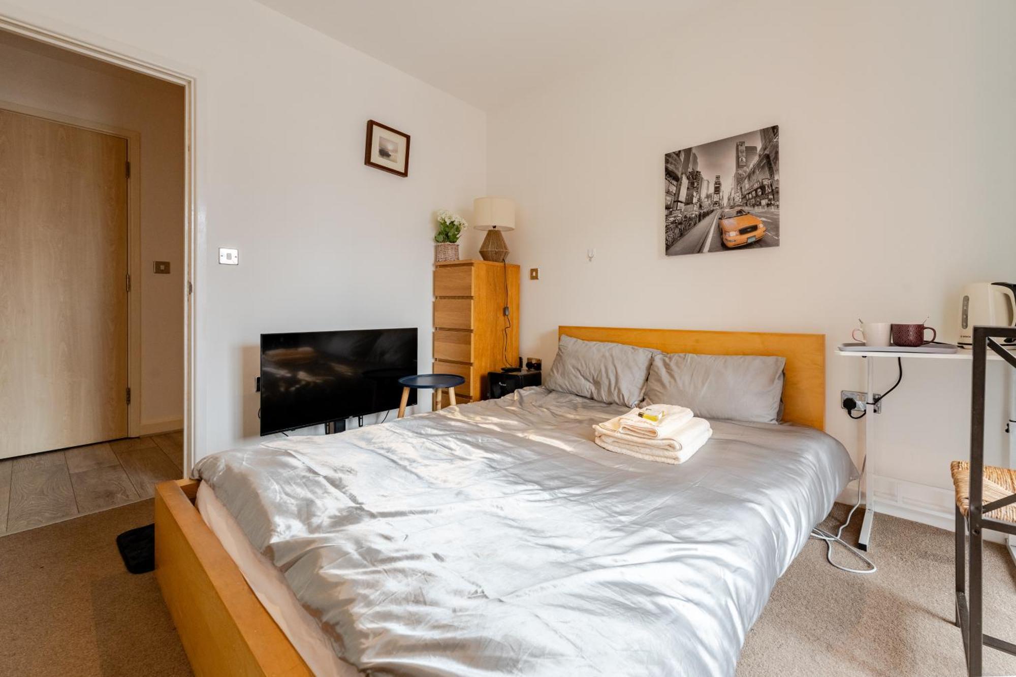 Room In Cardiff City Center - Swiftstay Exterior photo