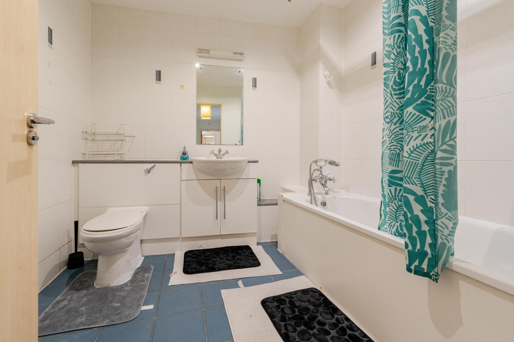 Room In Cardiff City Center - Swiftstay Exterior photo